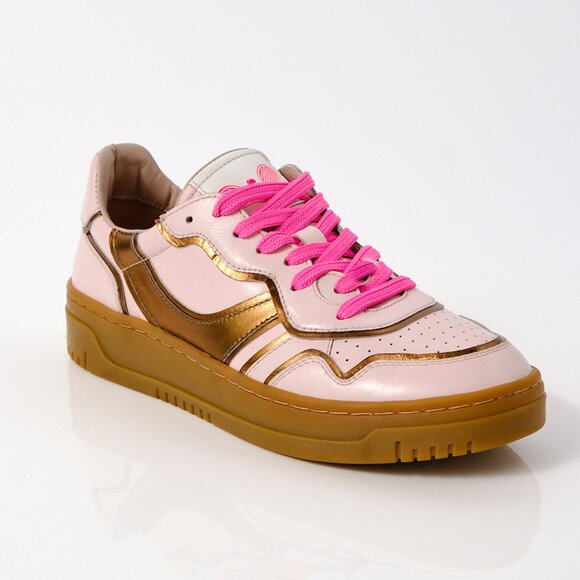 Free People Shoes - FREE PEOPLE Retro Thirty Love Sneakers / Cloud Pink Combo